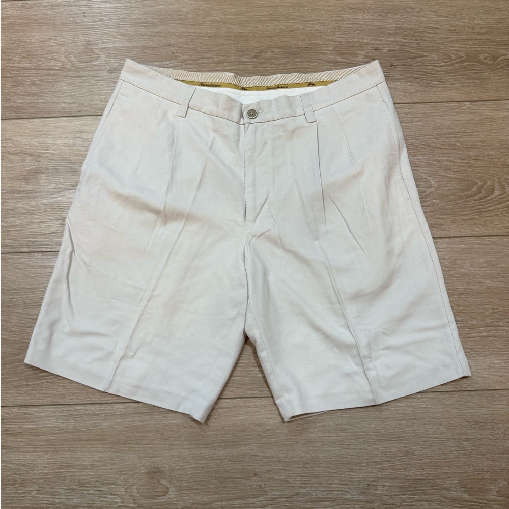 Tommy Bahama Cream Flat Front Shorts